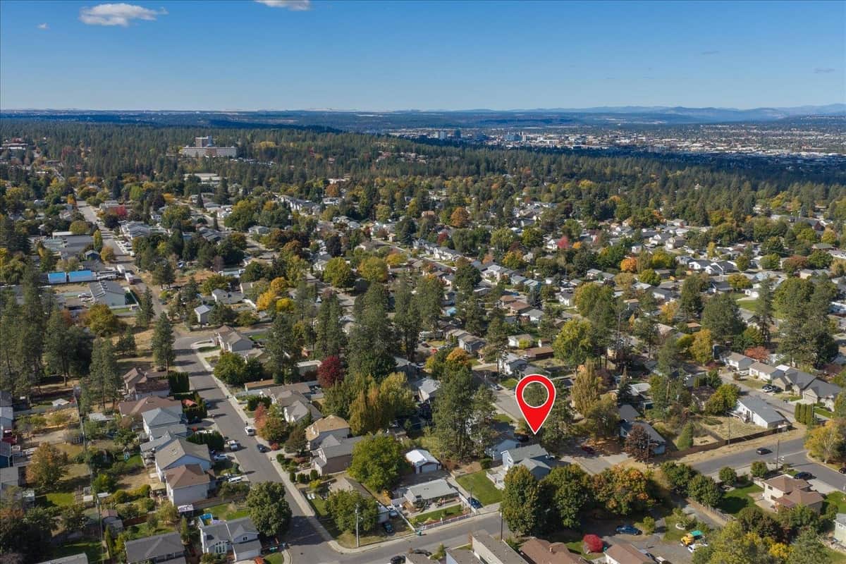 4256 E 26th Ave thumbnail 41