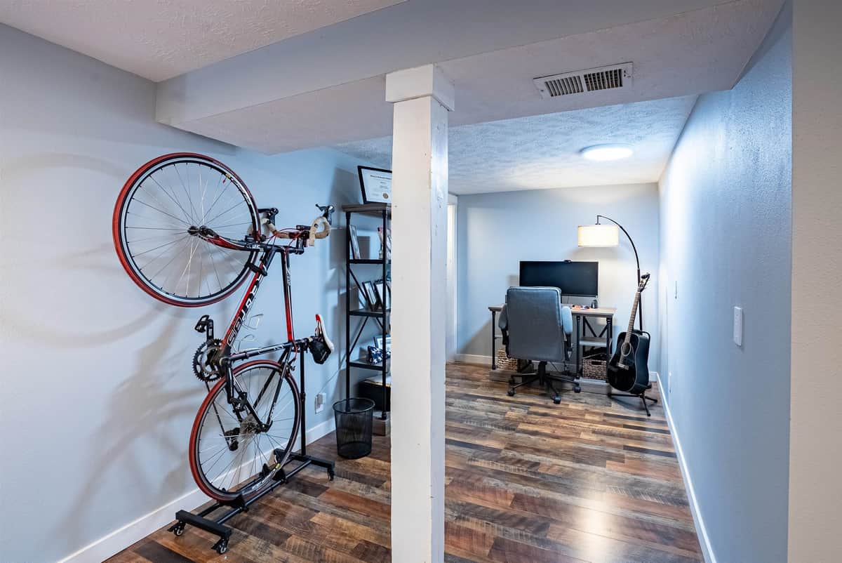 2811 E 39th Ave thumbnail 21
