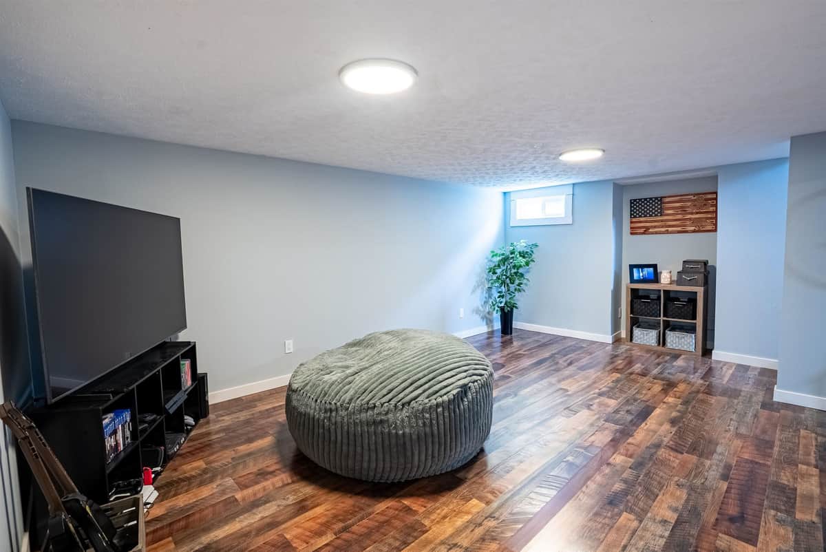 2811 E 39th Ave thumbnail 22