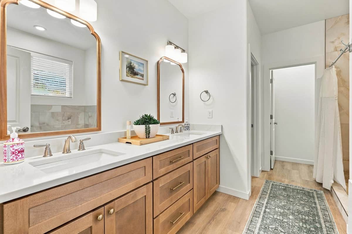 6924 E 11th Ave thumbnail 18