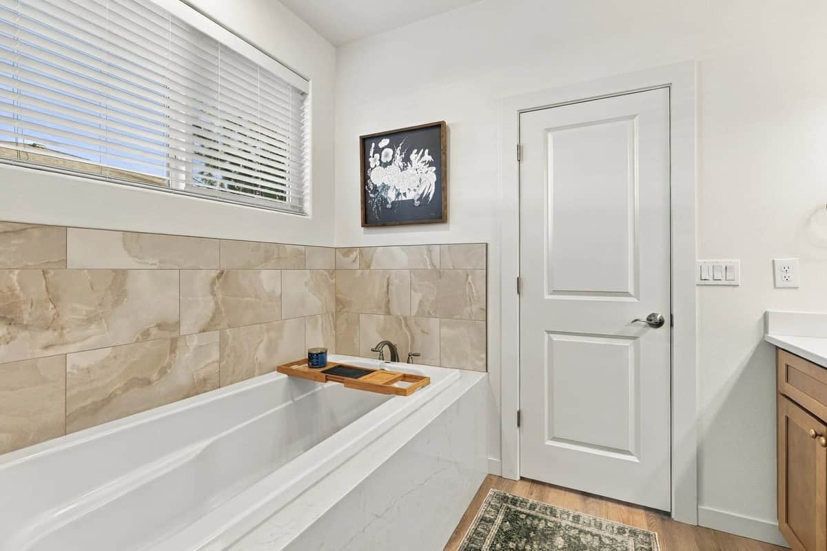 6924 E 11th Ave thumbnail 21