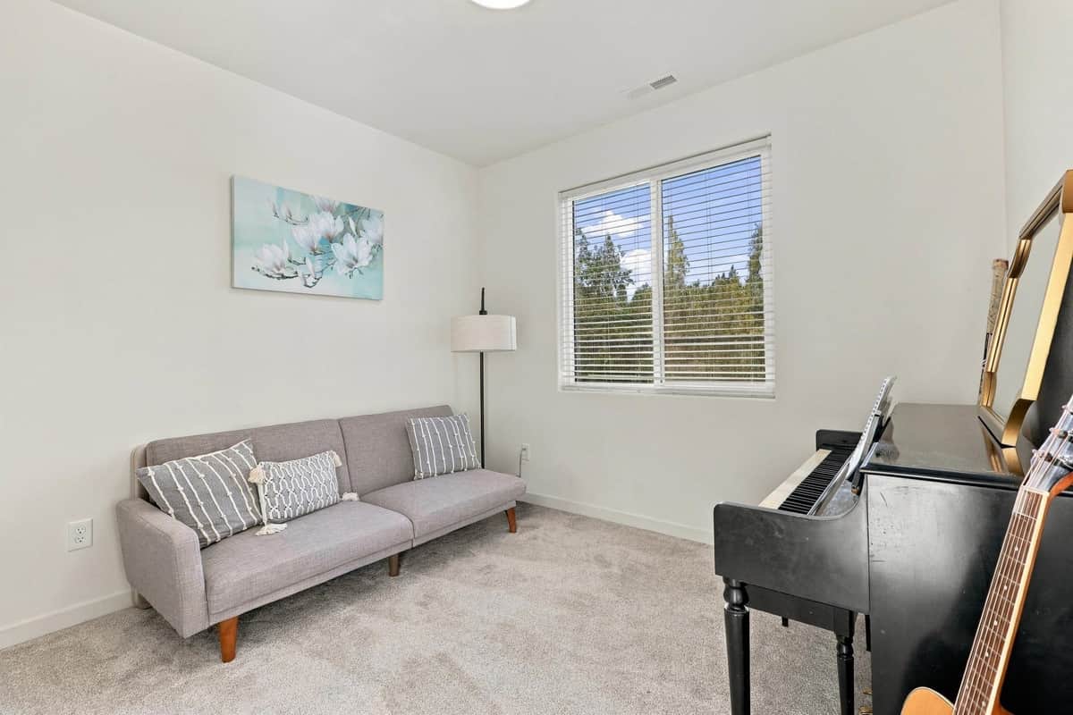 6924 E 11th Ave thumbnail 22