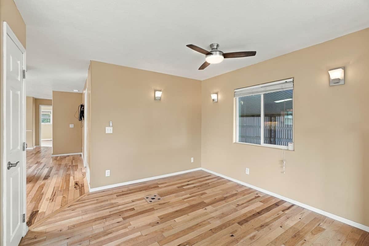 1205 E Lyons Ave thumbnail 7