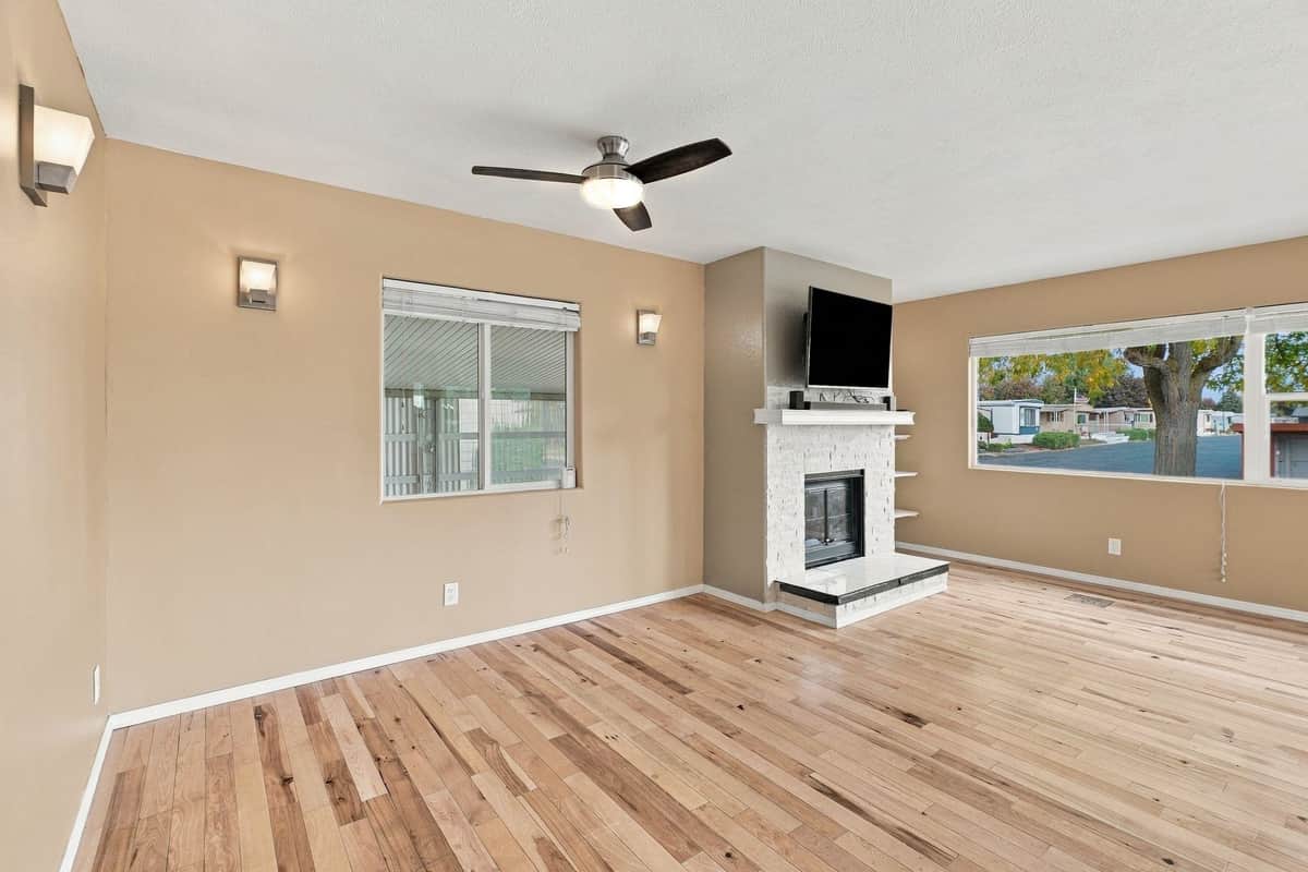 1205 E Lyons Ave thumbnail 8