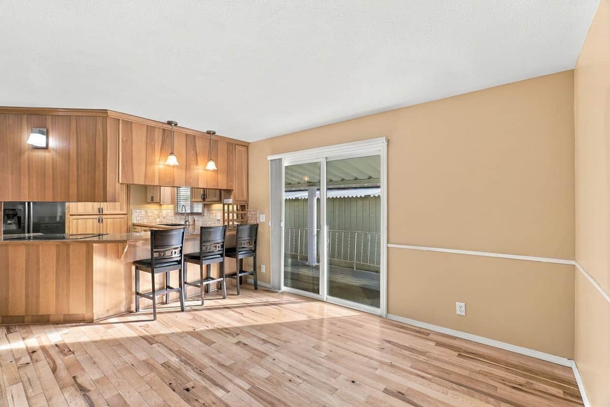 1205 E Lyons Ave thumbnail 10