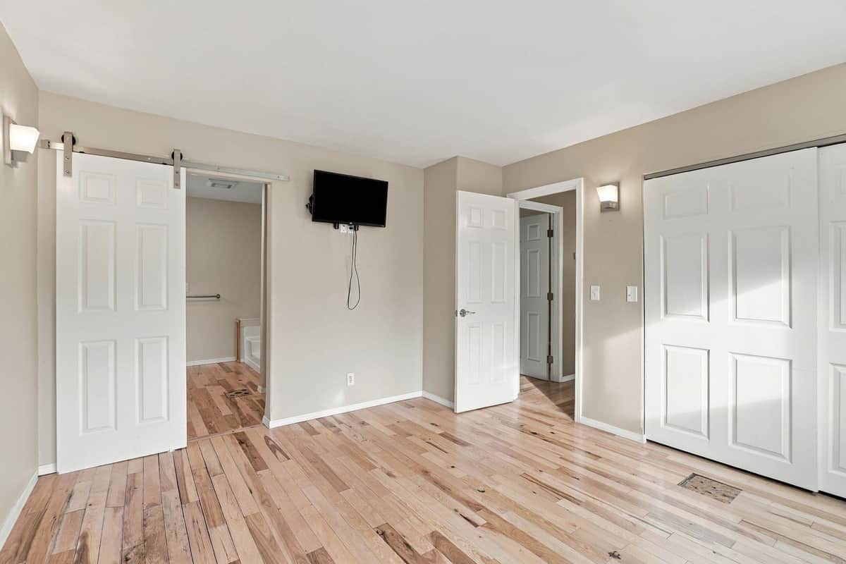 1205 E Lyons Ave thumbnail 17