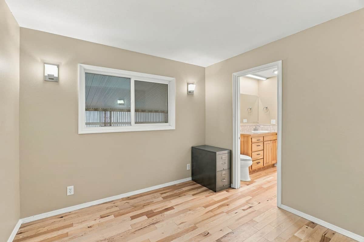 1205 E Lyons Ave thumbnail 22