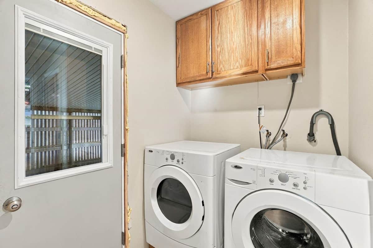 1205 E Lyons Ave thumbnail 25