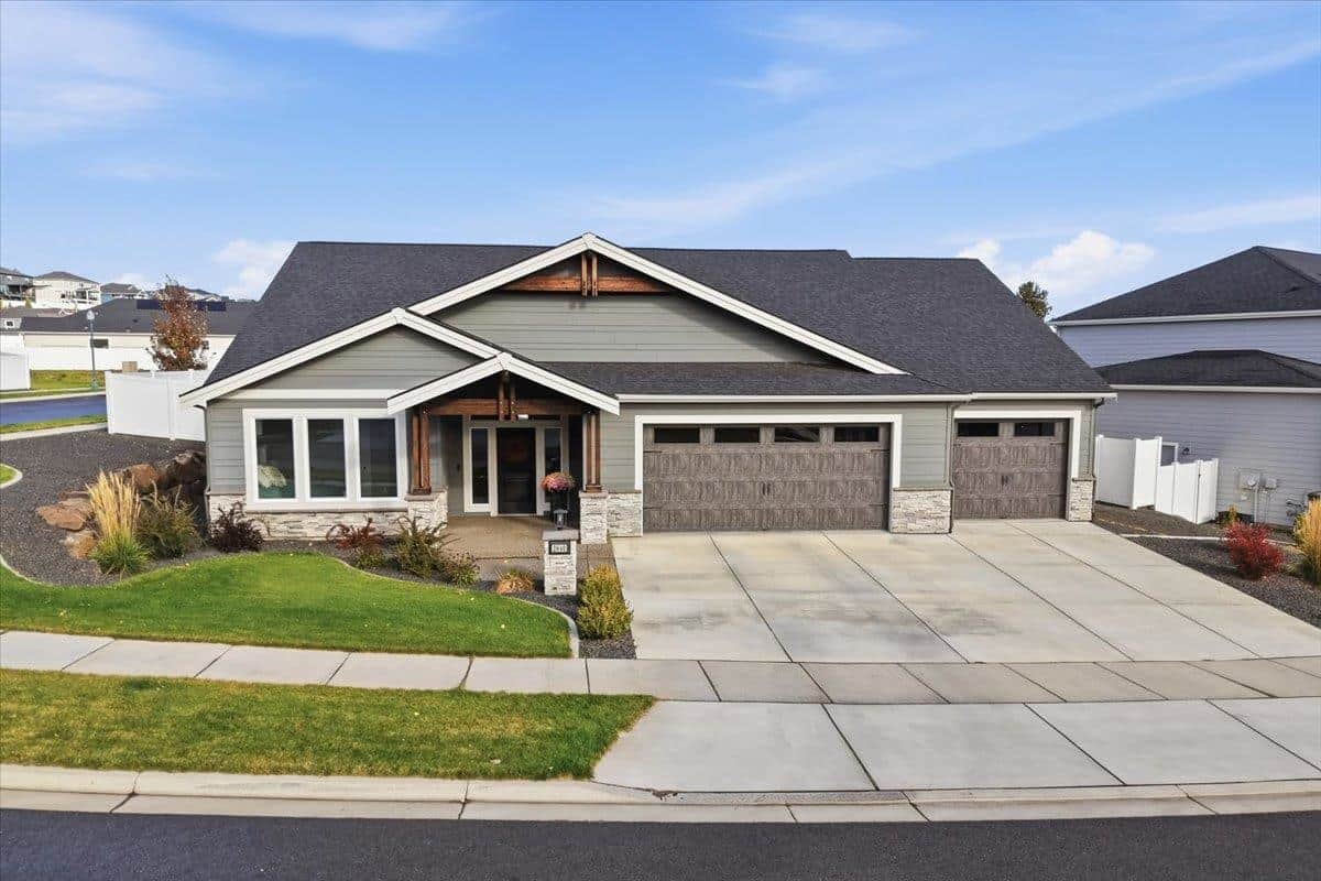 2640 S Summit Estates Dr thumbnail 3