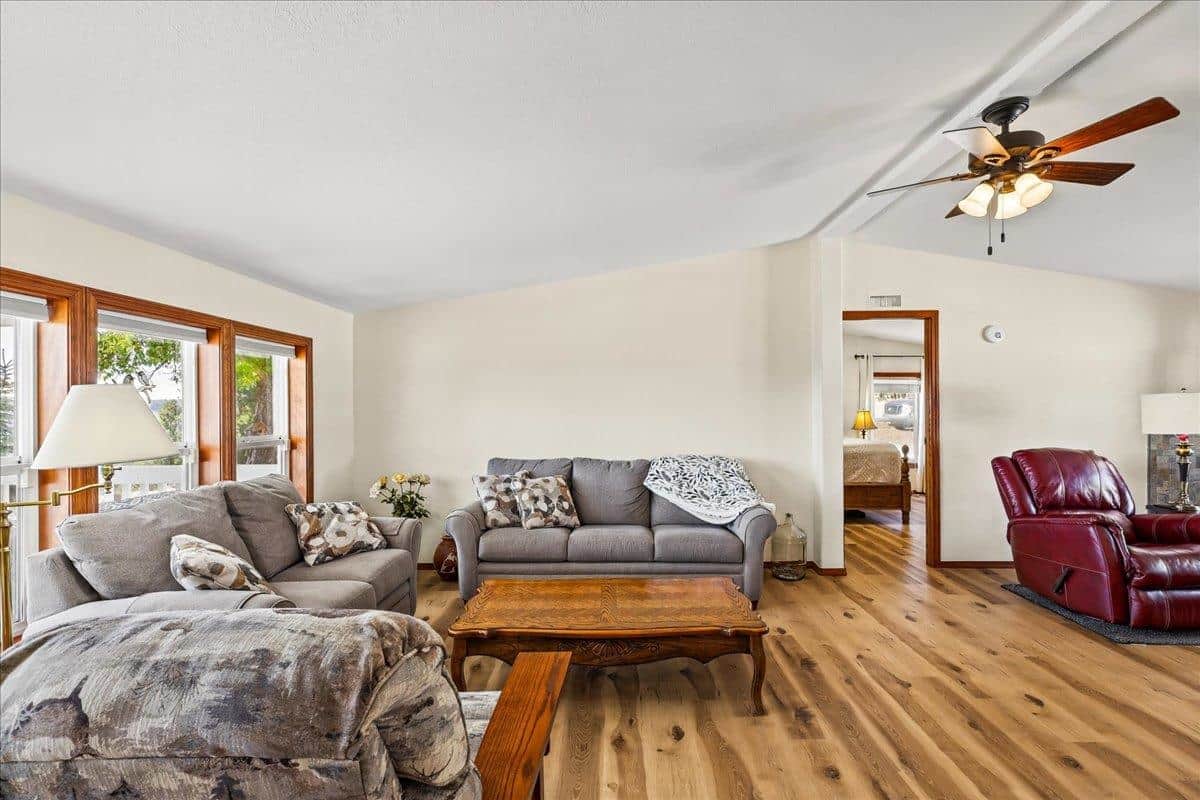 5698 DEER RIDGE Way thumbnail 8