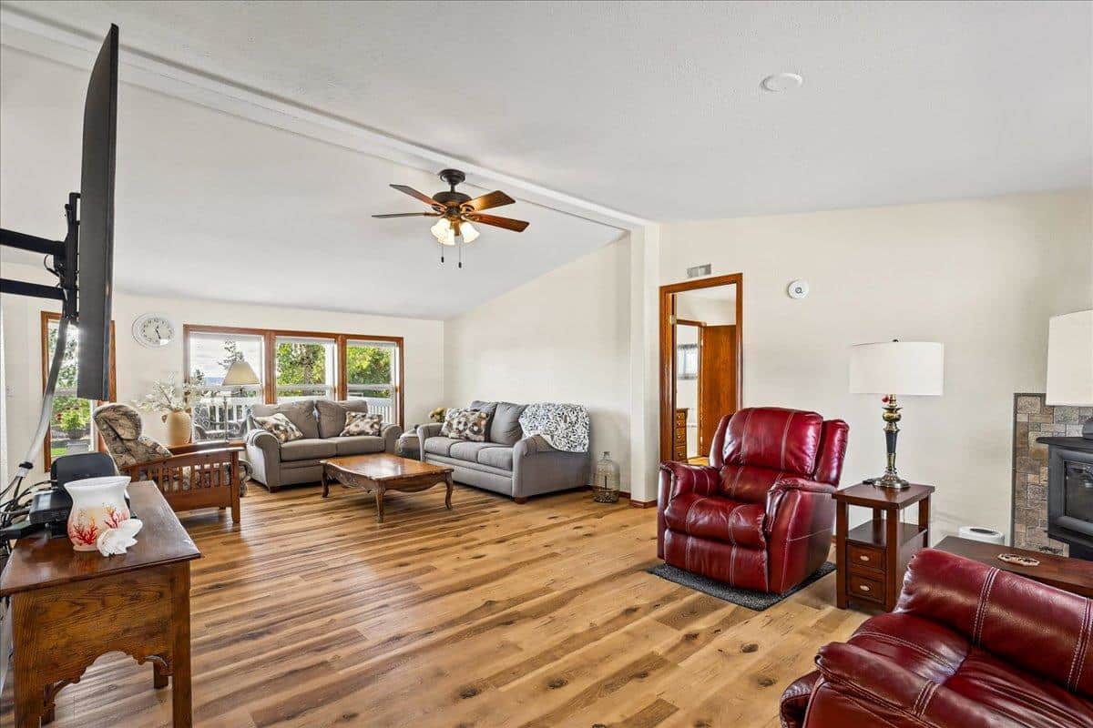 5698 DEER RIDGE Way thumbnail 13