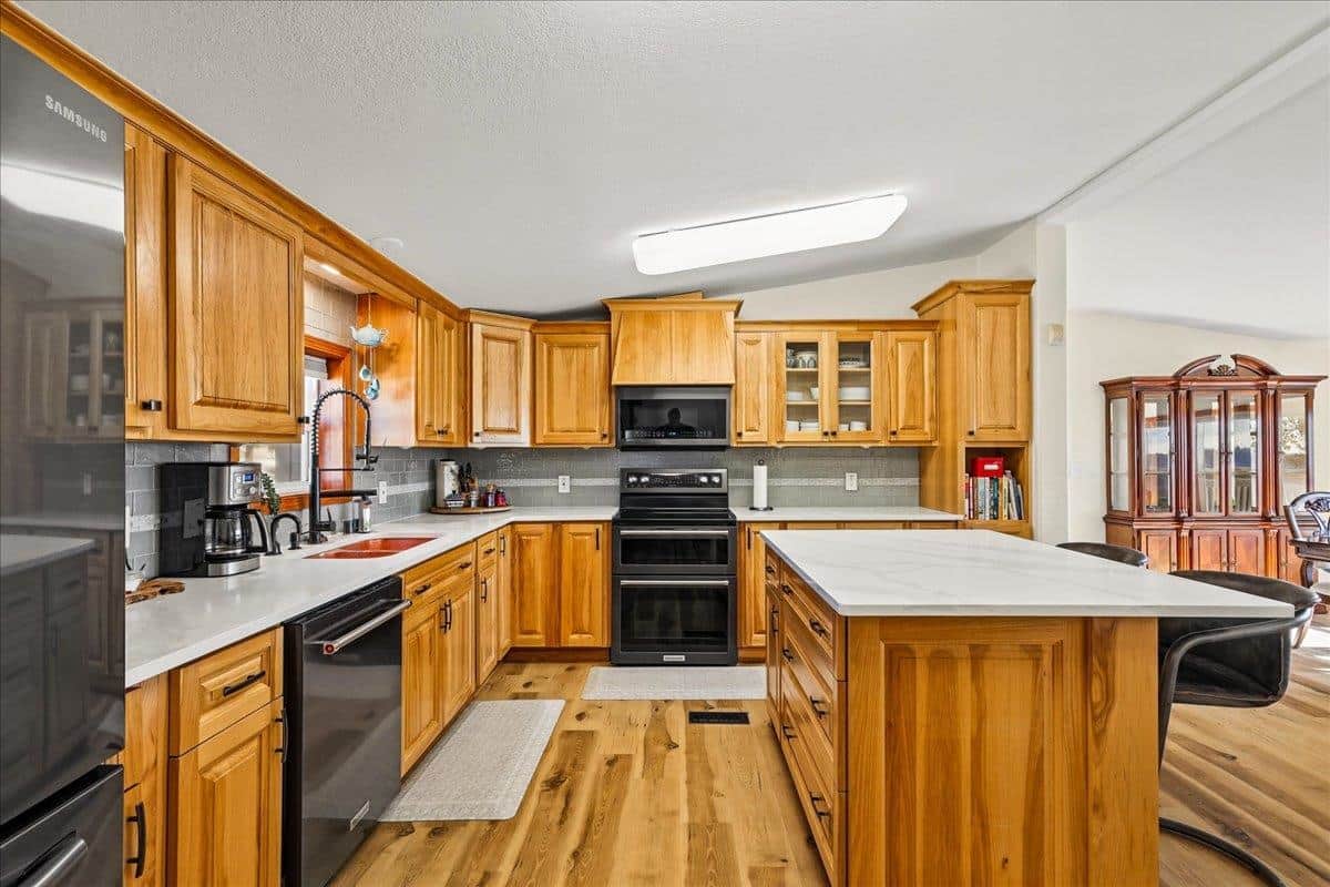 5698 DEER RIDGE Way thumbnail 17