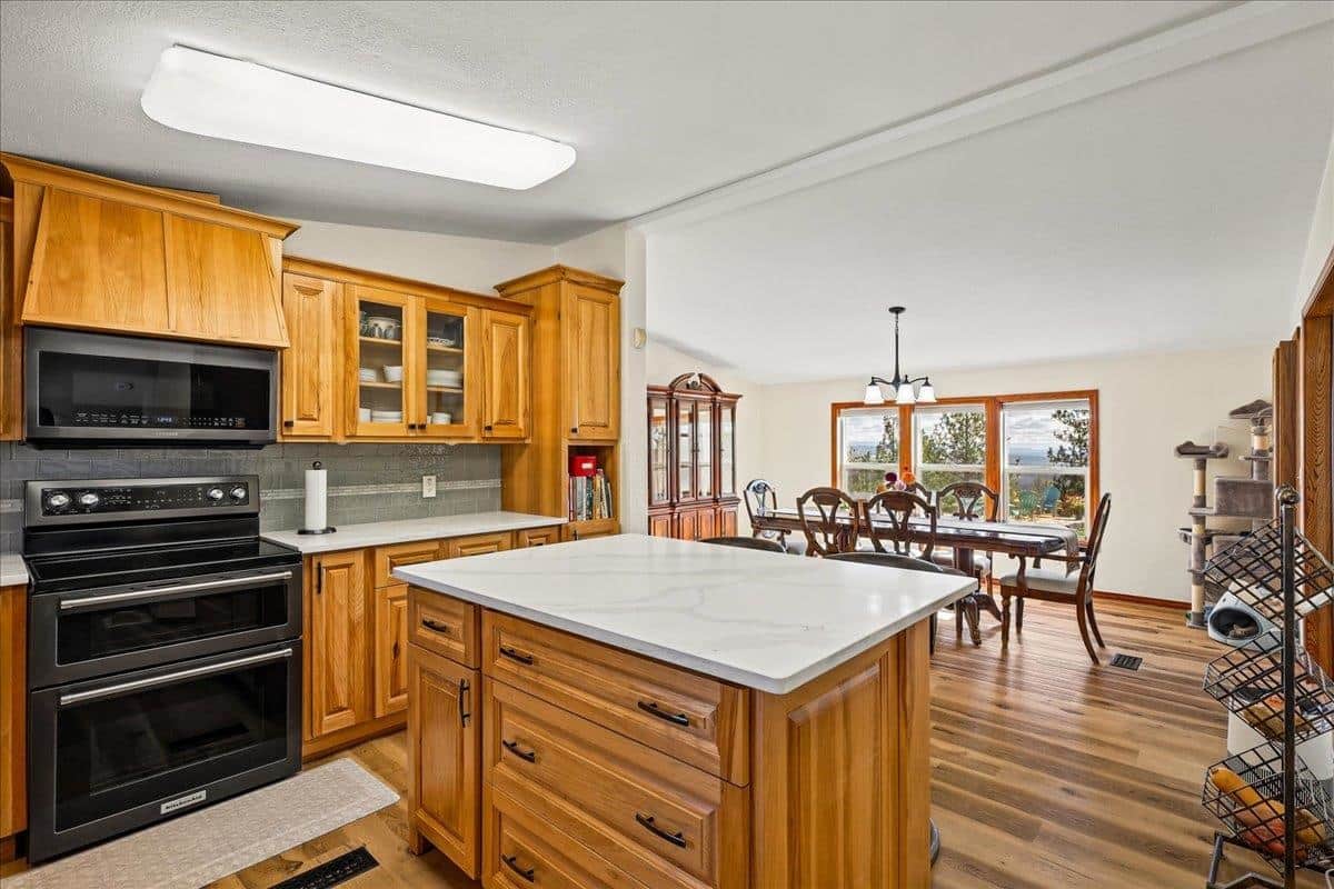 5698 DEER RIDGE Way thumbnail 20
