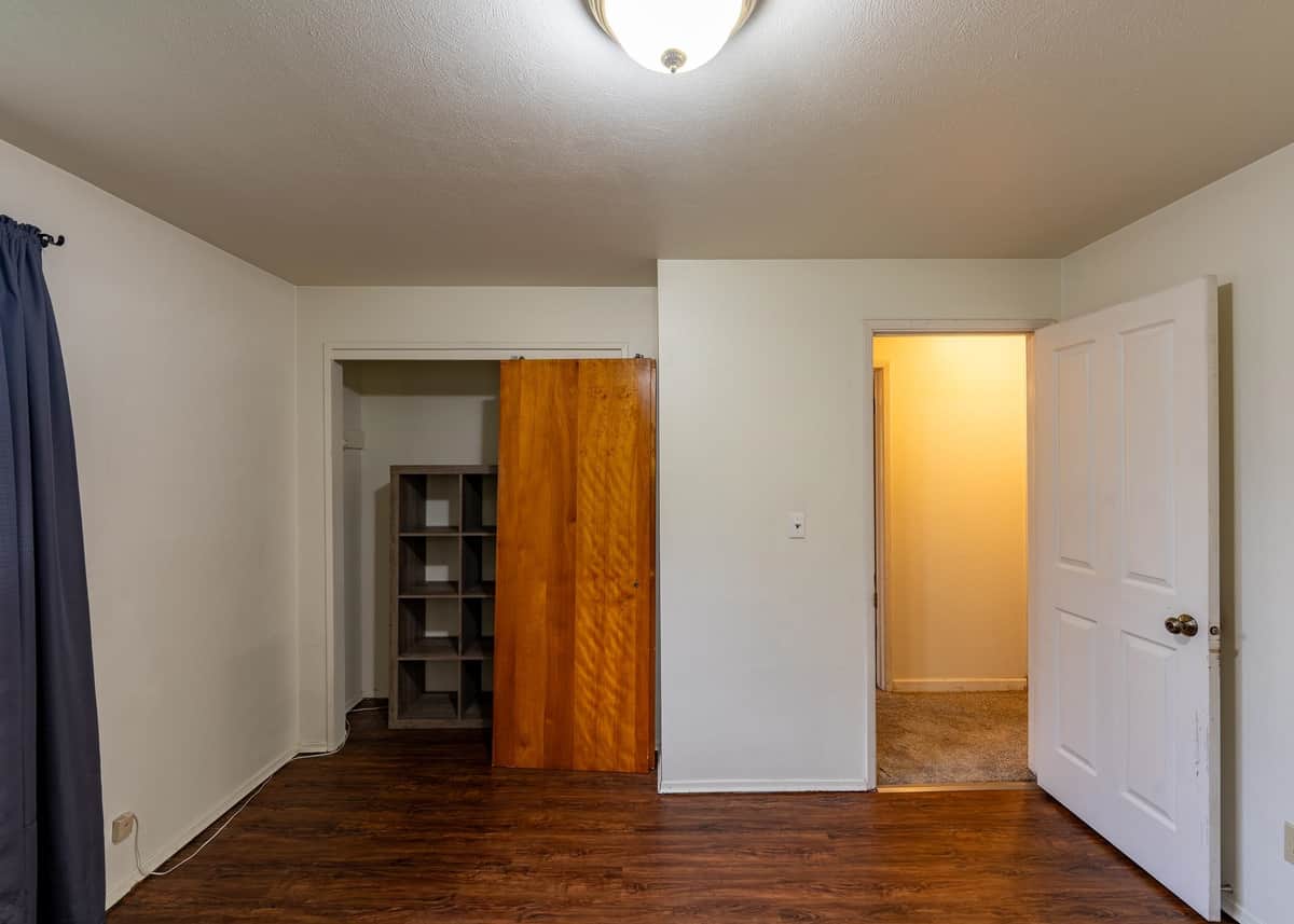 910 SW City View St thumbnail 34