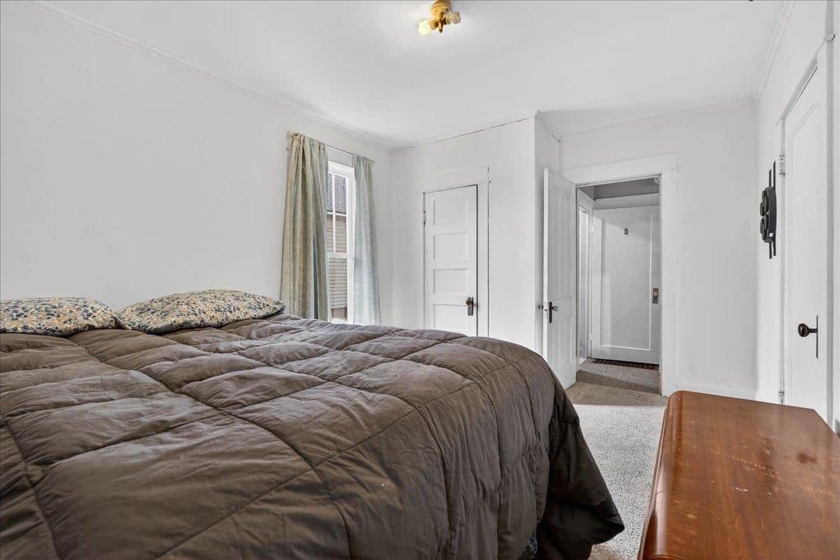 2927 E Wabash Ave thumbnail 10