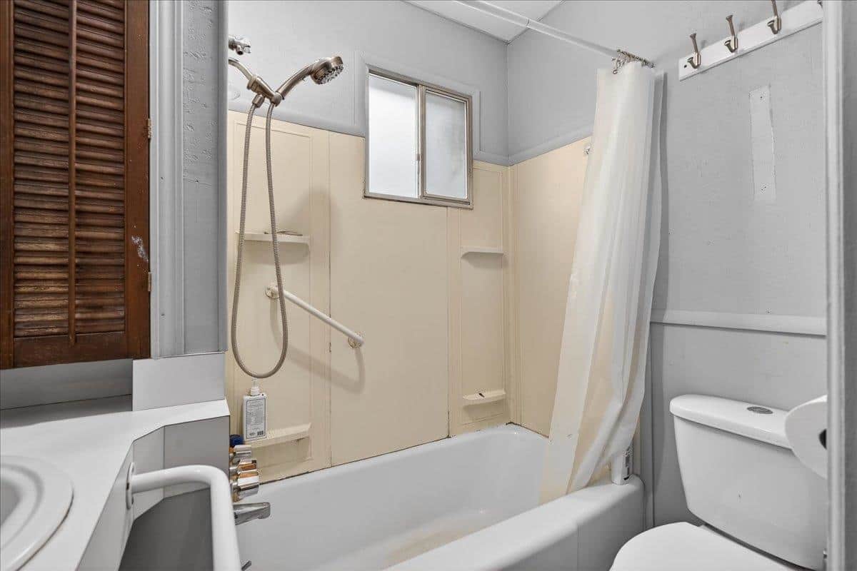 2927 E Wabash Ave thumbnail 12
