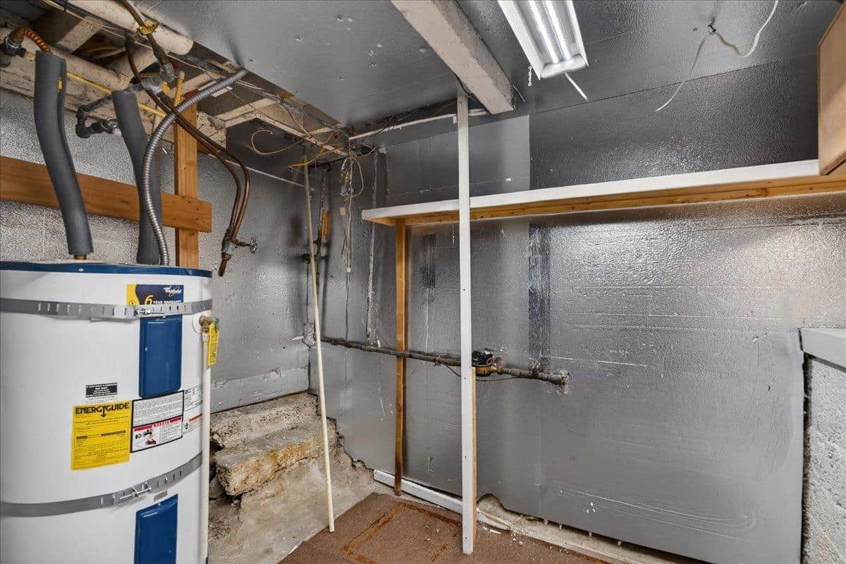 2927 E Wabash Ave thumbnail 23