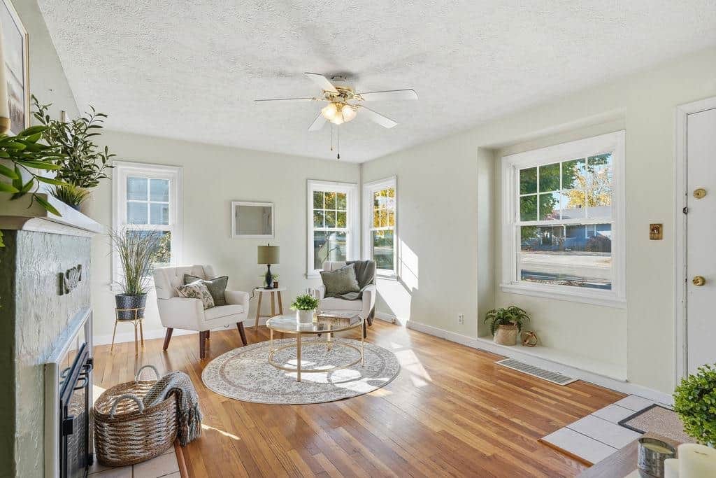 517 S Bowdish Rd thumbnail 5