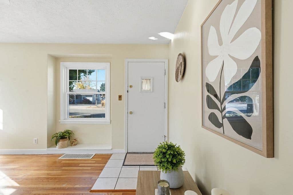 517 S Bowdish Rd thumbnail 6