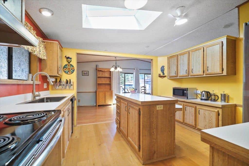 3316 E Valley Forge Ln thumbnail 6