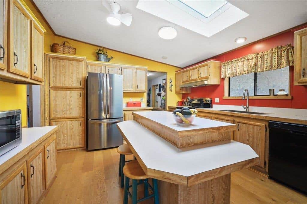 3316 E Valley Forge Ln thumbnail 8