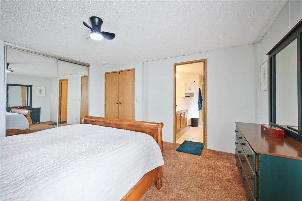 3316 E Valley Forge Ln thumbnail 12