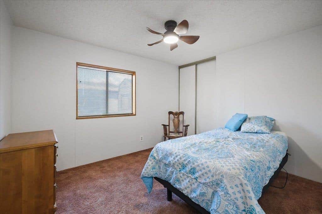 3316 E Valley Forge Ln thumbnail 14