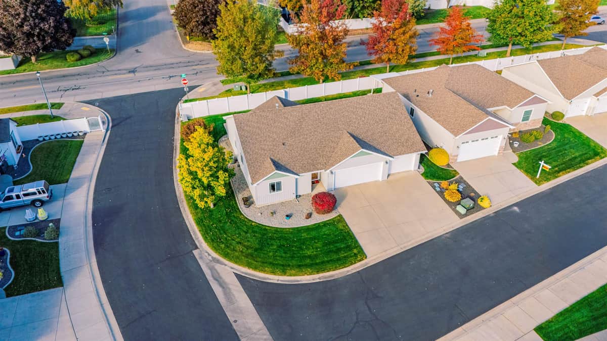 14319 E Cloverdale Ln thumbnail 28