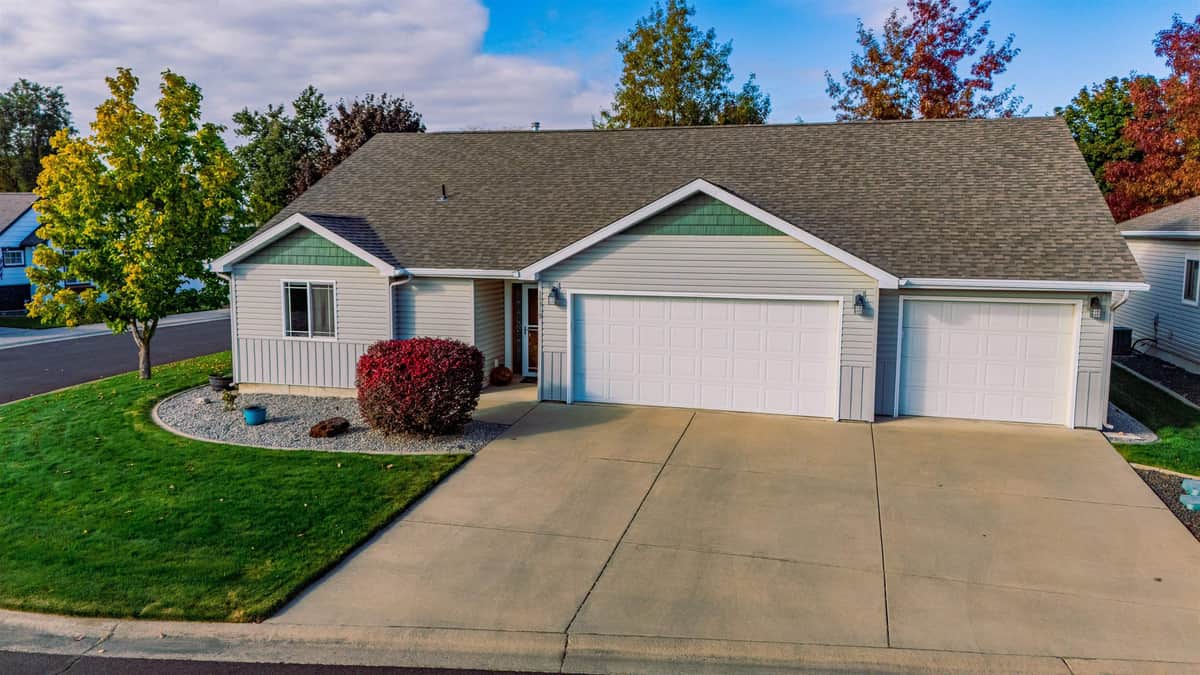 14319 E Cloverdale Ln thumbnail 25