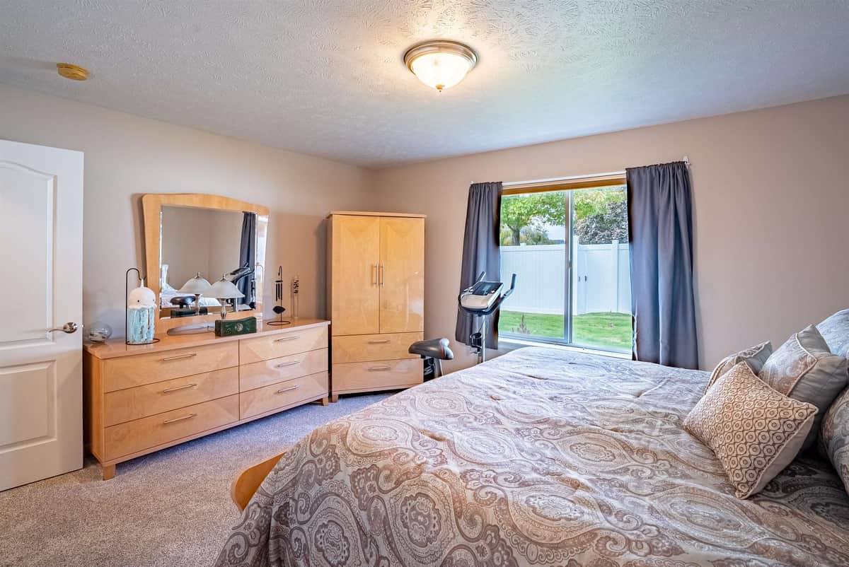 14319 E Cloverdale Ln thumbnail 13