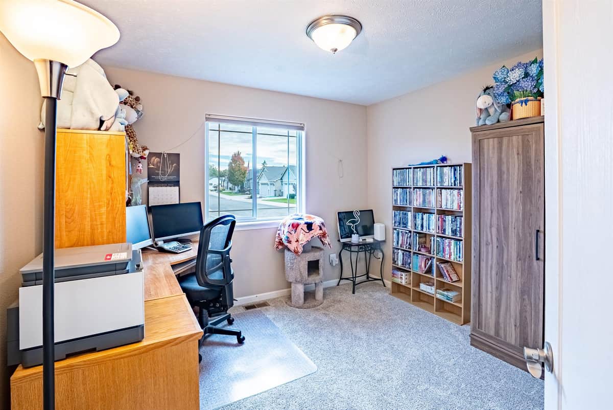 14319 E Cloverdale Ln thumbnail 18