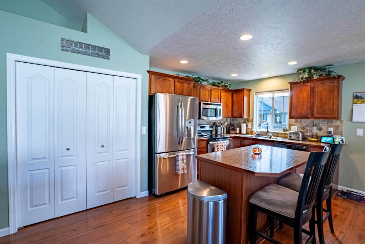 14319 E Cloverdale Ln thumbnail 9