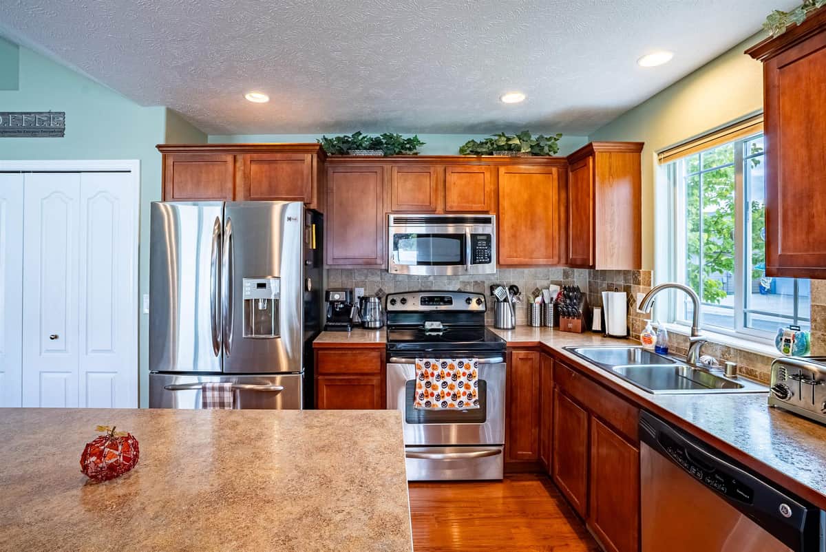14319 E Cloverdale Ln thumbnail 10