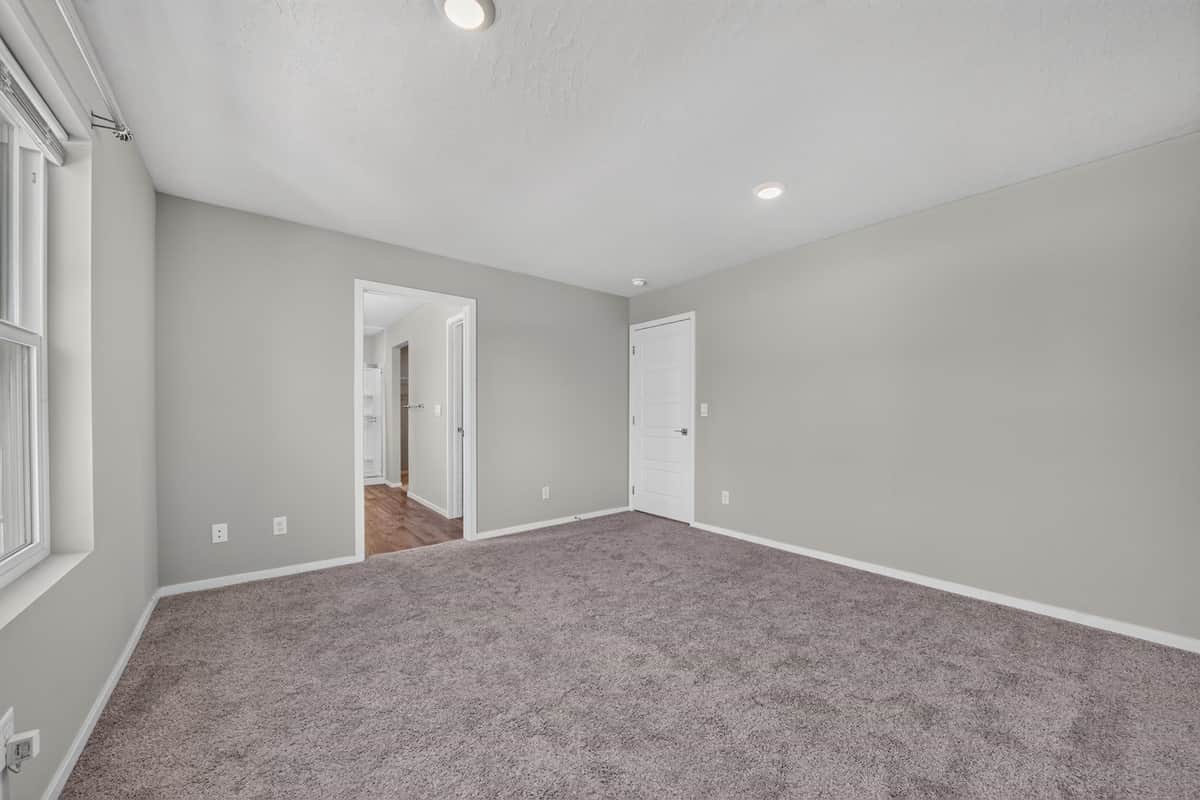 12126 N Greene St thumbnail 18