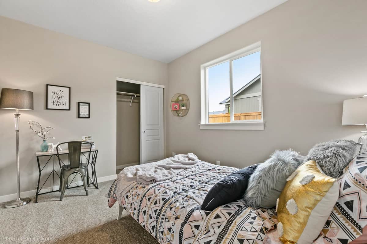 8745 N Hemlock Rd thumbnail 12