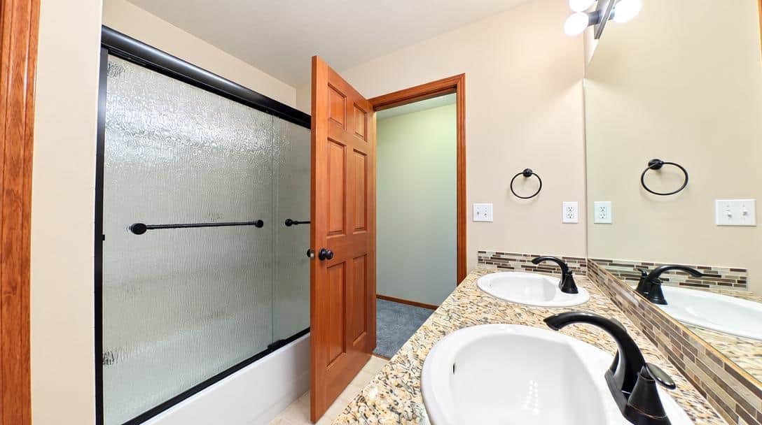 6615 S Westchester Dr thumbnail 35