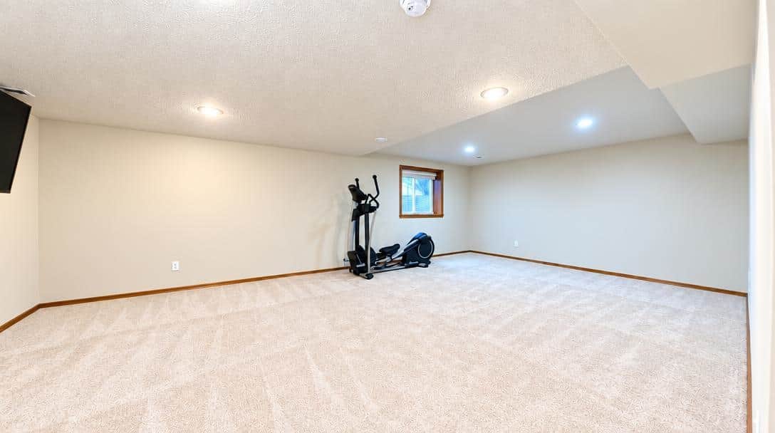 6615 S Westchester Dr thumbnail 36