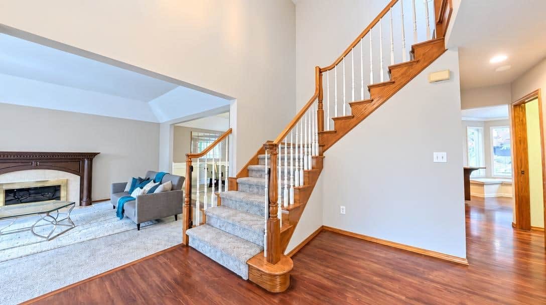 6615 S Westchester Dr thumbnail 2