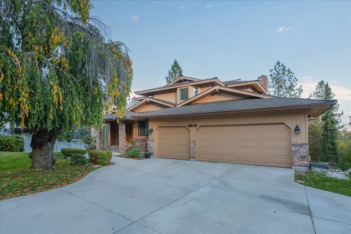 8032 E Woodview Dr thumbnail 2