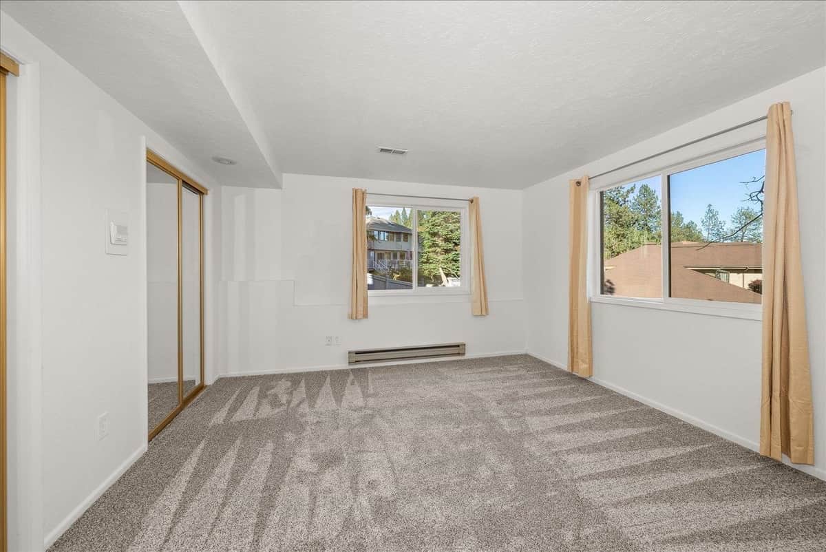 8032 E Woodview Dr thumbnail 29