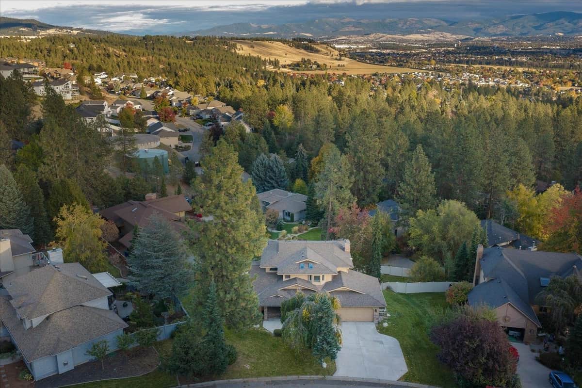 8032 E Woodview Dr thumbnail 41