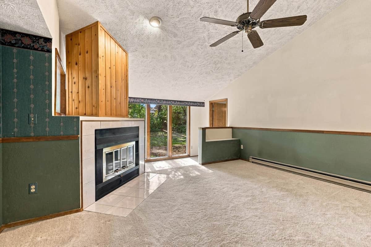 2110 E 56th Ct thumbnail 8