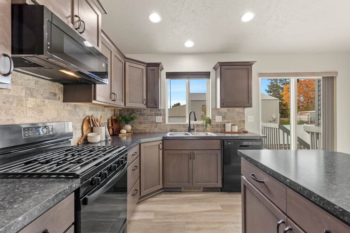 521 N Calvin Ln thumbnail 8