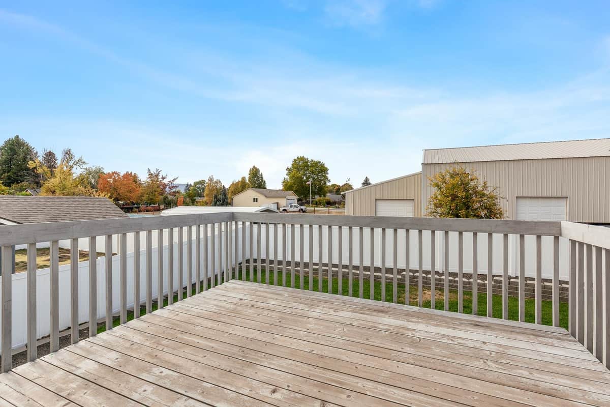 521 N Calvin Ln thumbnail 25