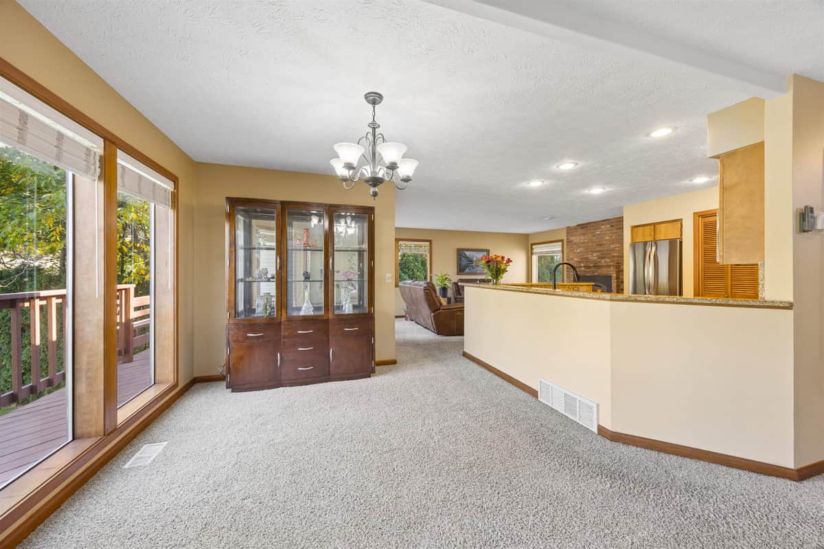 702 W Briar Cliff Ct thumbnail 10