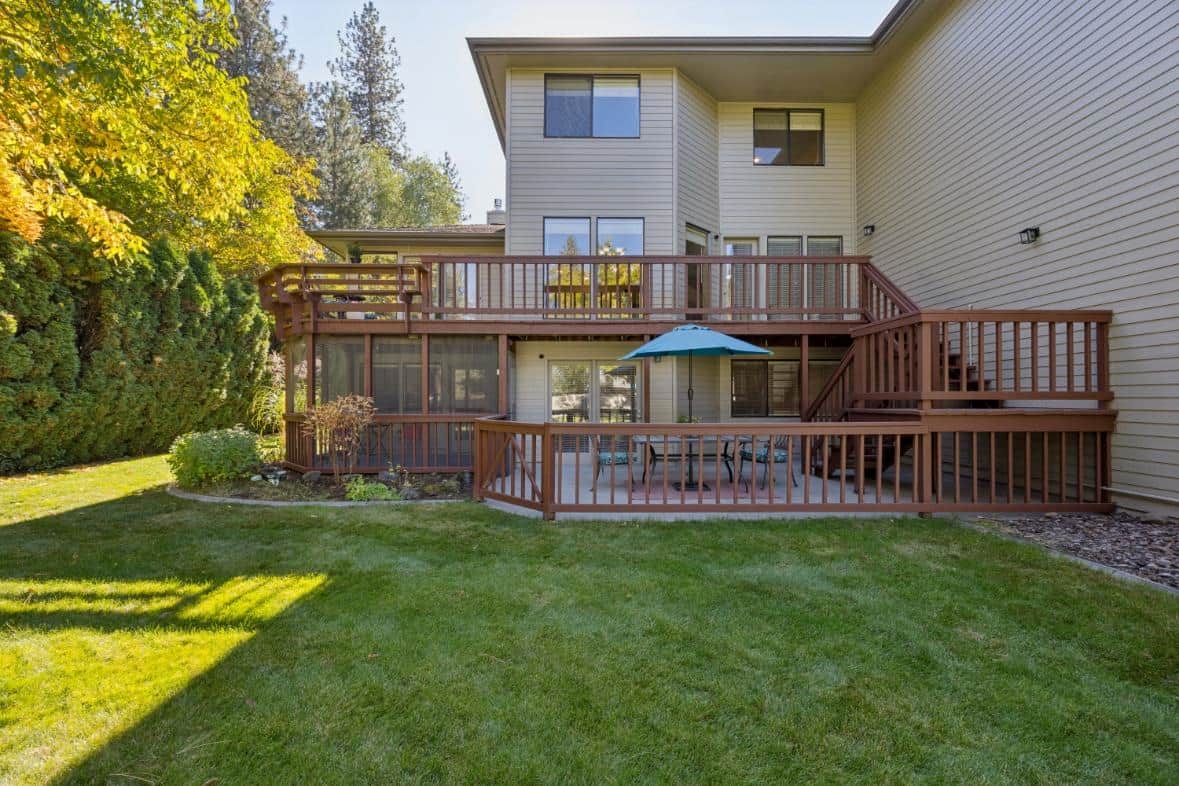 702 W Briar Cliff Ct thumbnail 35