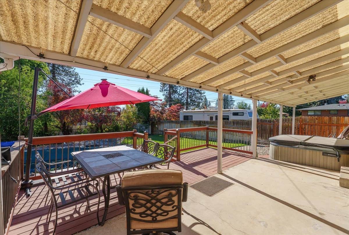 2633 W Woodside Ave thumbnail 7