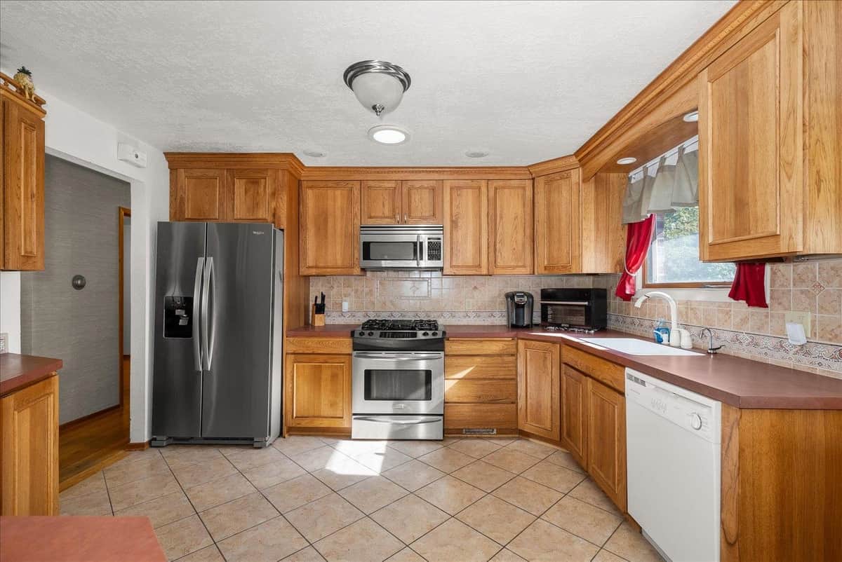 2633 W Woodside Ave thumbnail 18