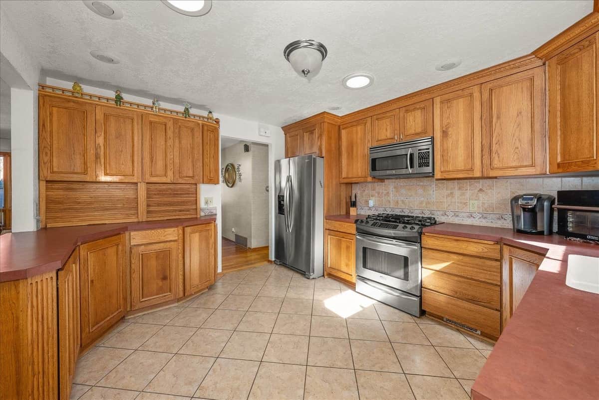 2633 W Woodside Ave thumbnail 19