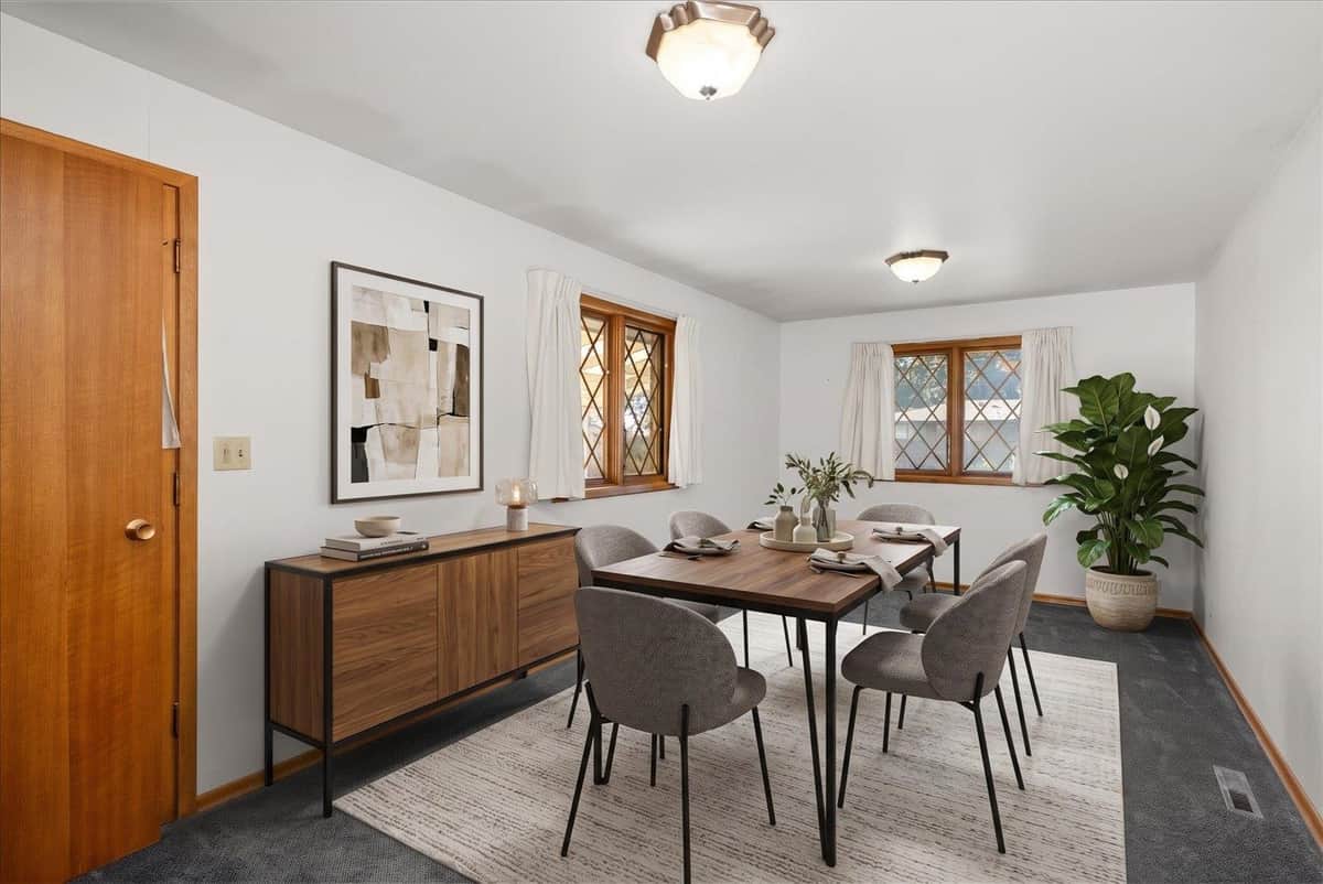 2633 W Woodside Ave thumbnail 22